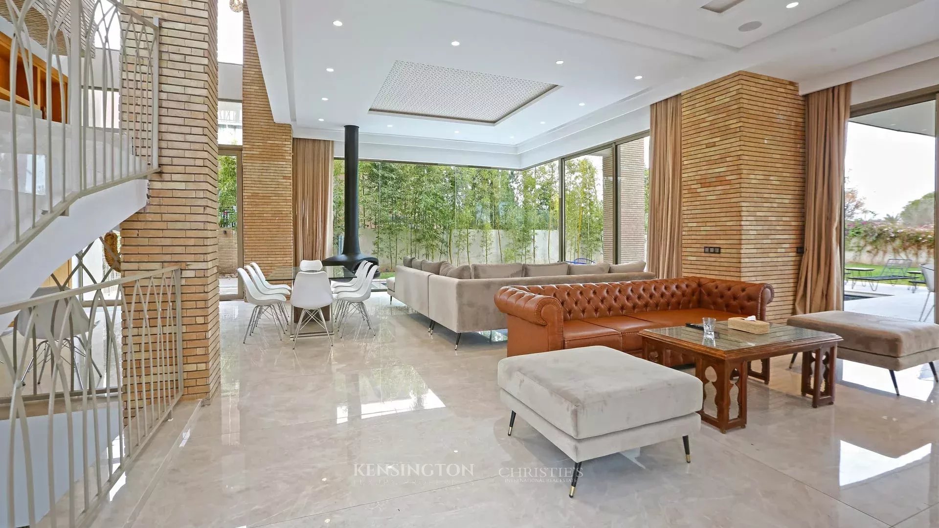 5 Bedroom Villa/Townhouse's Image 14