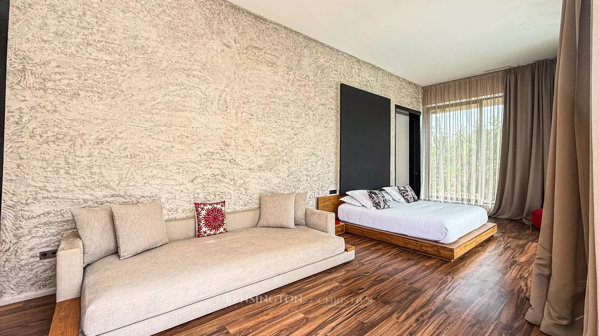 4 Bedroom Villa/Townhouse's Image 28