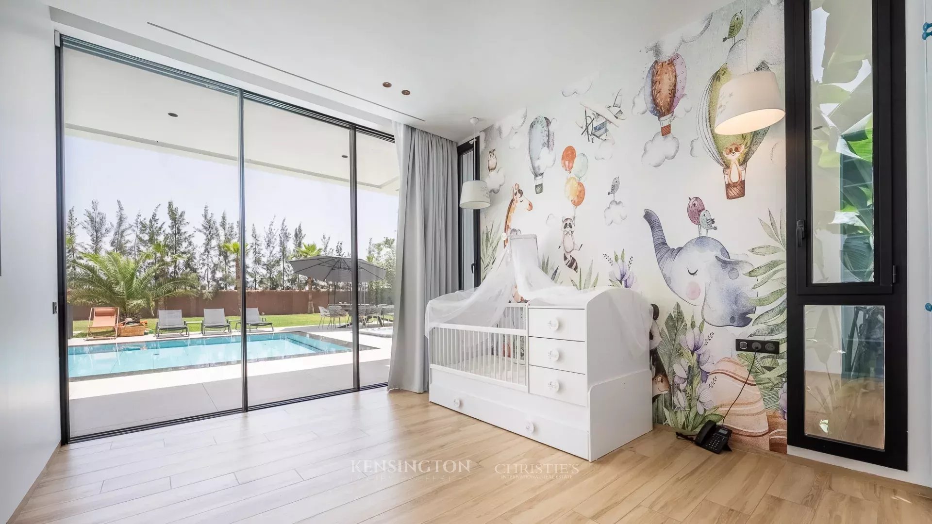 8 Bedroom Villa/Townhouse's Image 27