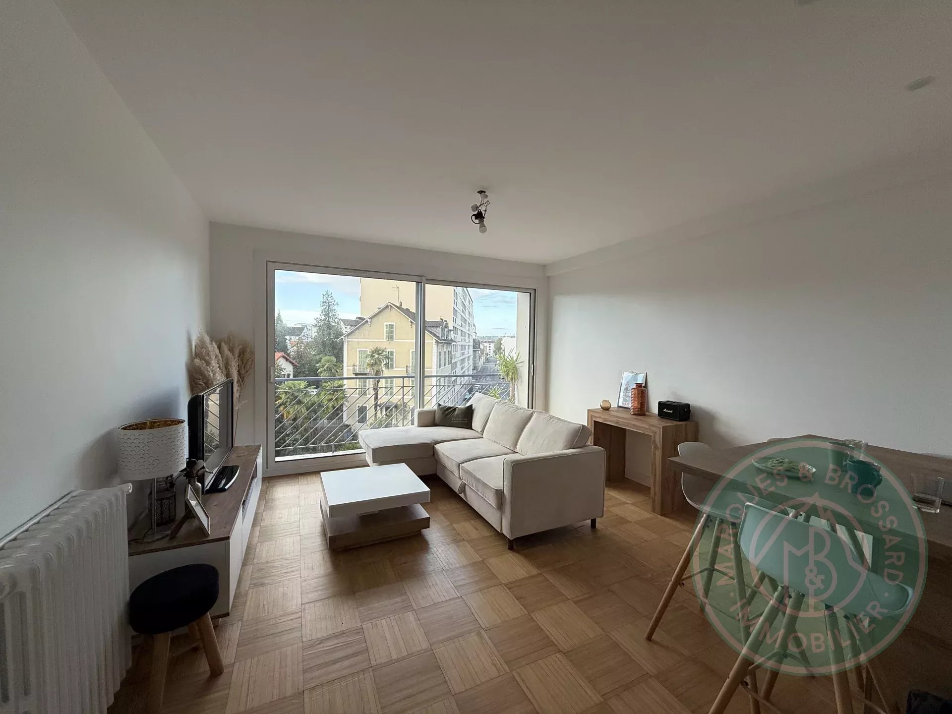 Agence immobilière de 