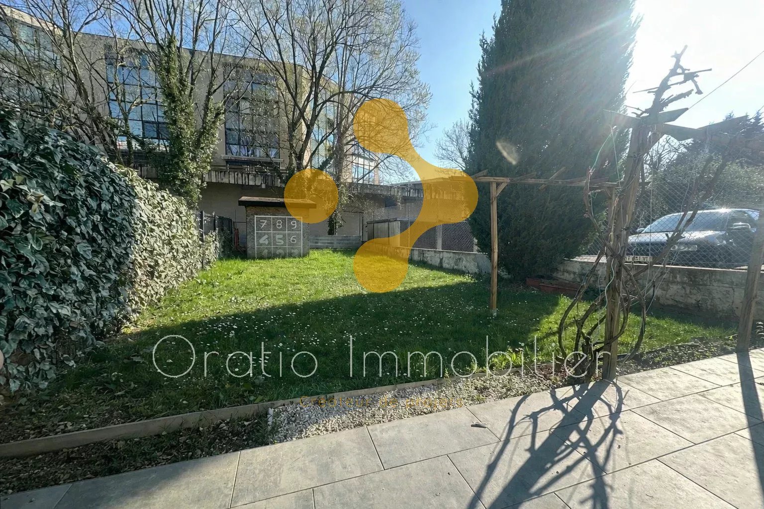 Agence immobilière de 