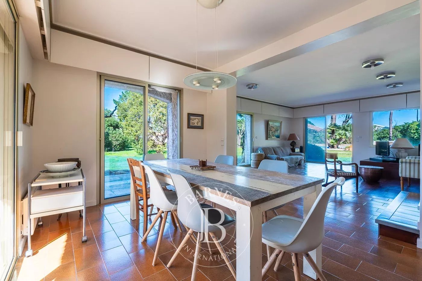 Exclusive - Lido de la Marana.  4-bedroom villa. swimming pool. tennis court. beach on foot - picture 8