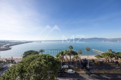 Luxury Sea View Apartment Cannes | Exclusive Croisette Family Estate — photo 1 of 7