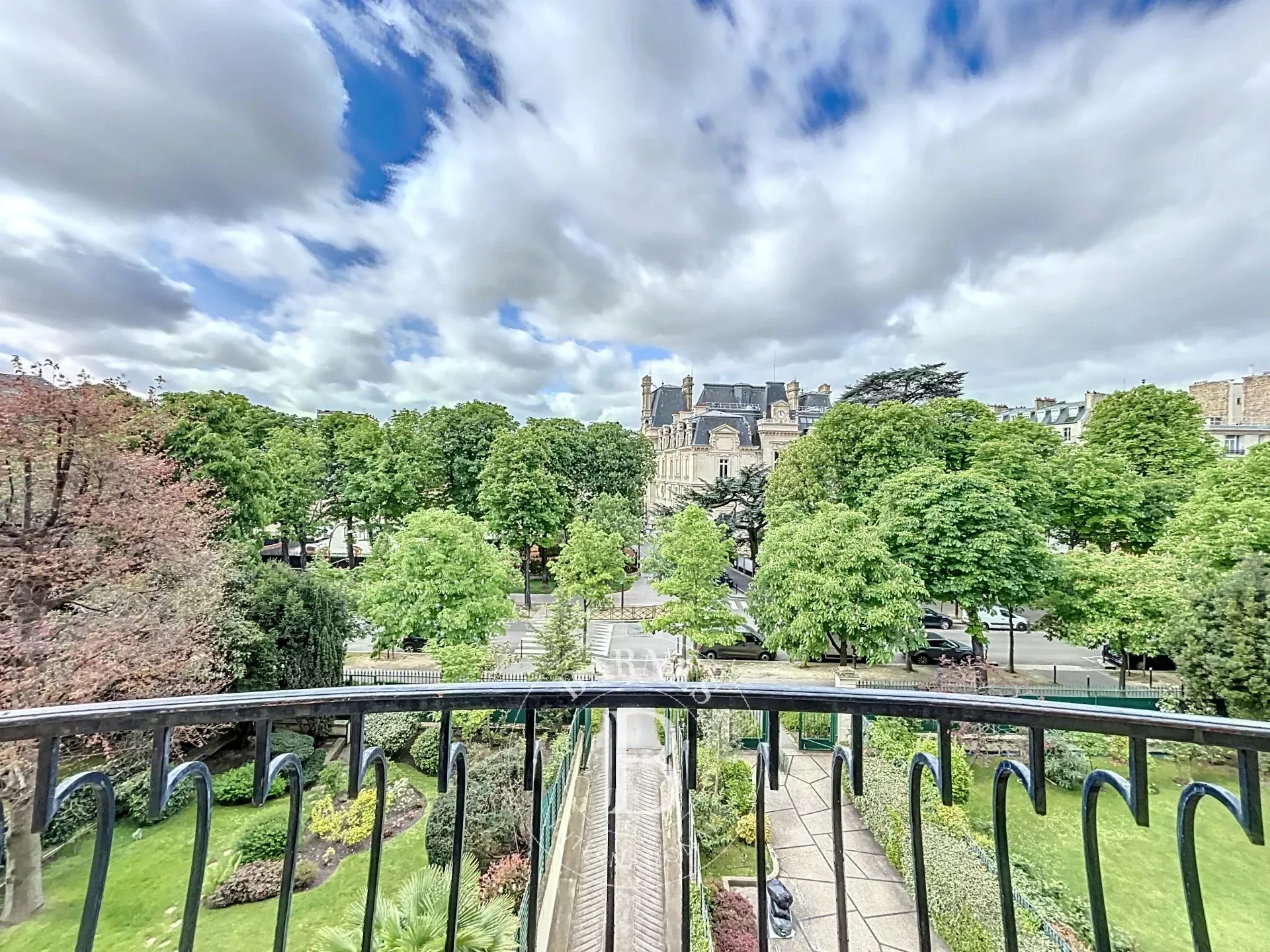 Apartment Neuilly-sur-Seine