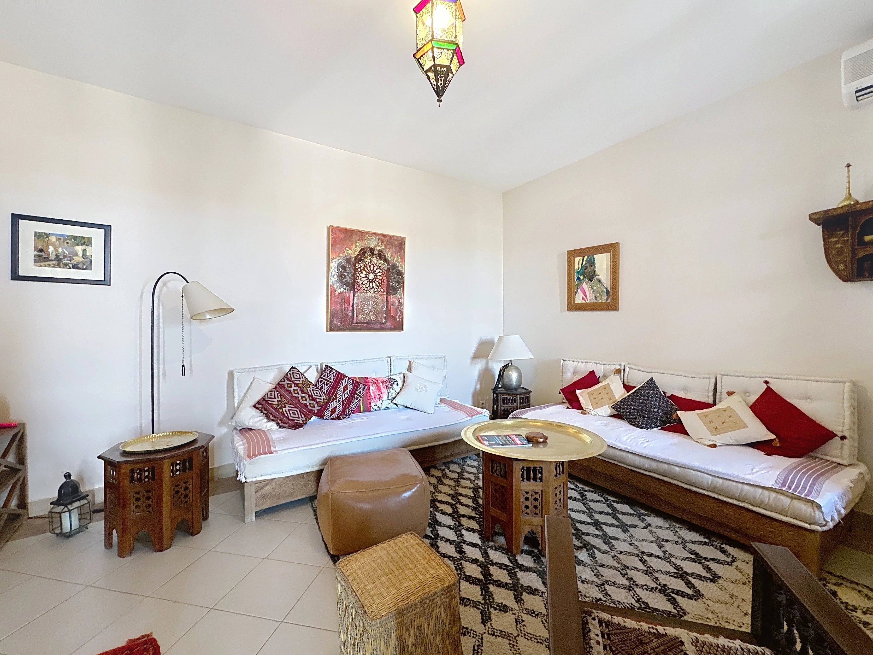 EXCEPTIONAL APARTMENT IN THE HEART OF L'HIVERNAGE