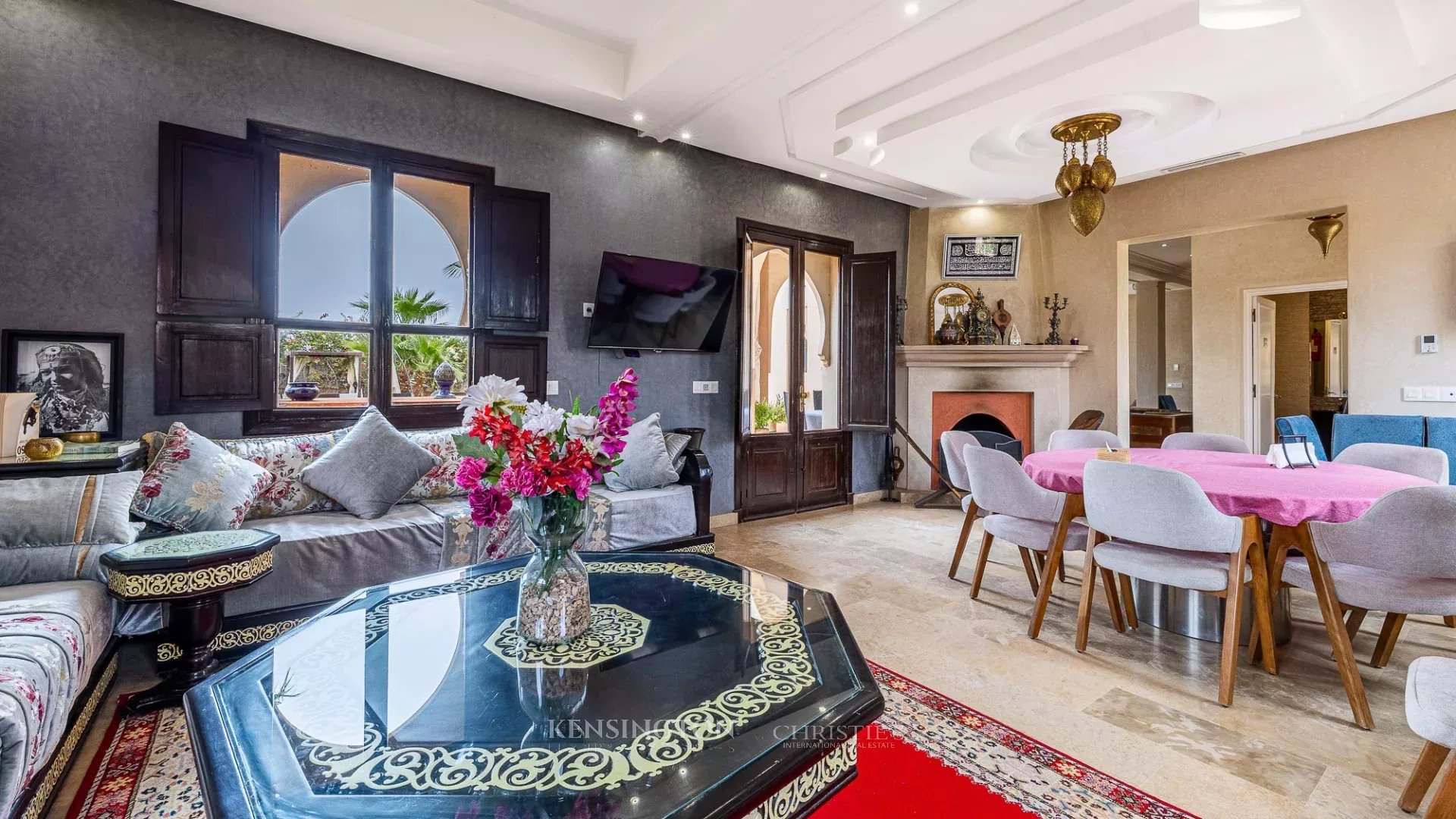6 Bedroom Villa/Townhouse's Image 24