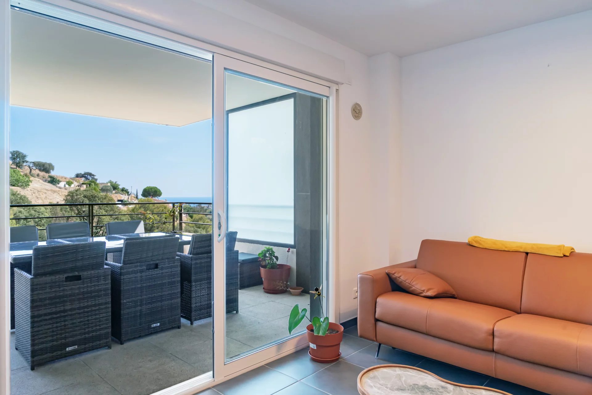 NICE VENTABRUN - 3 PIECES TERRASSES VUE ET CALME