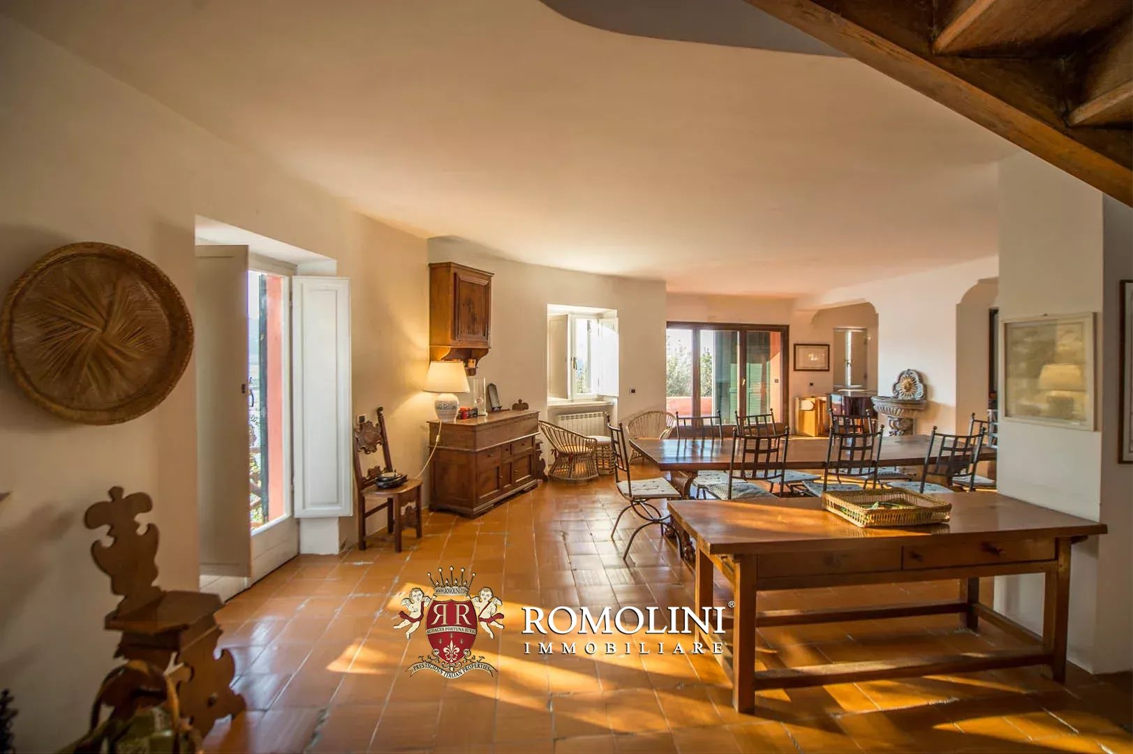 10 Bedroom Villa/Townhouse's Image 26