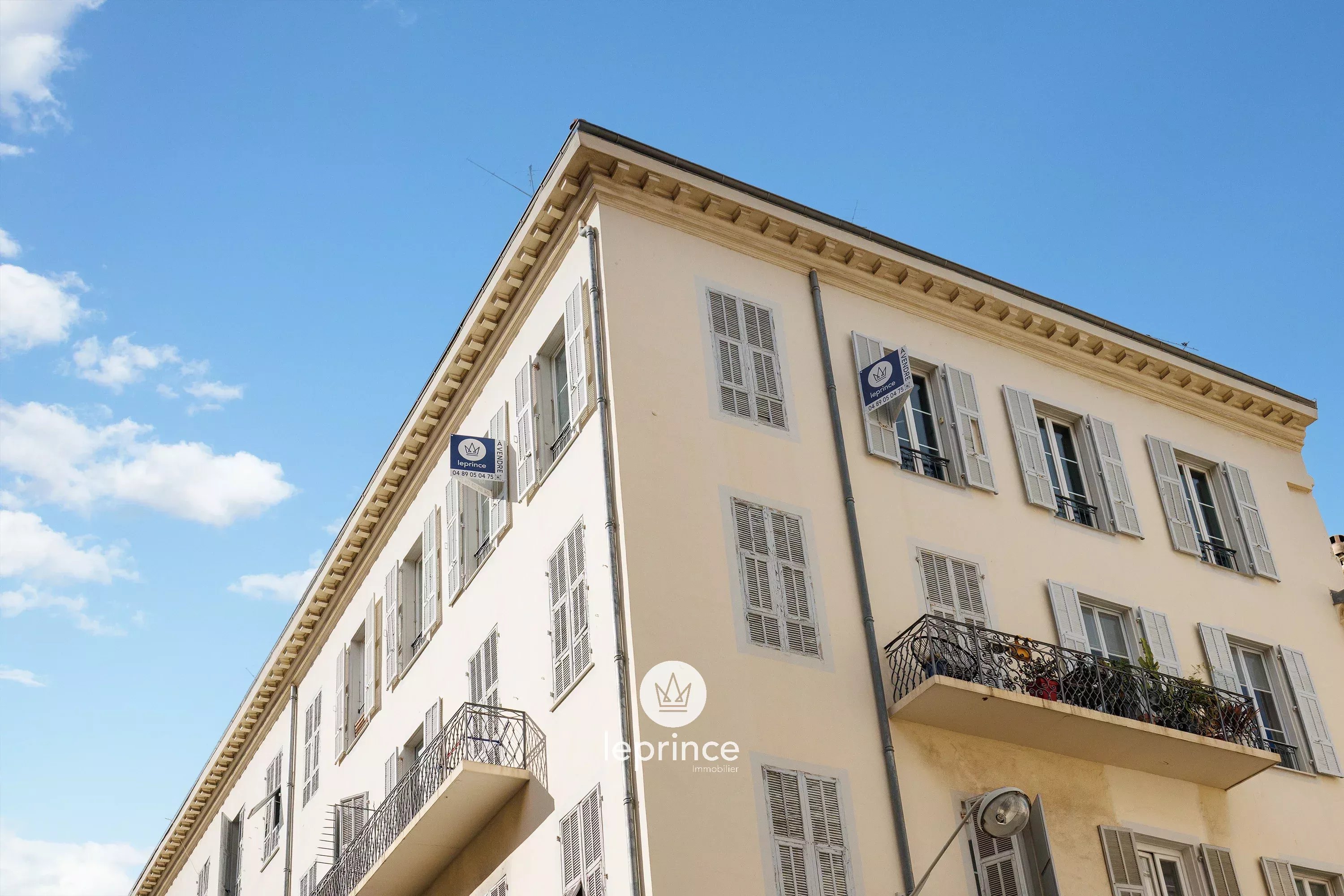 Agence immobilière de 