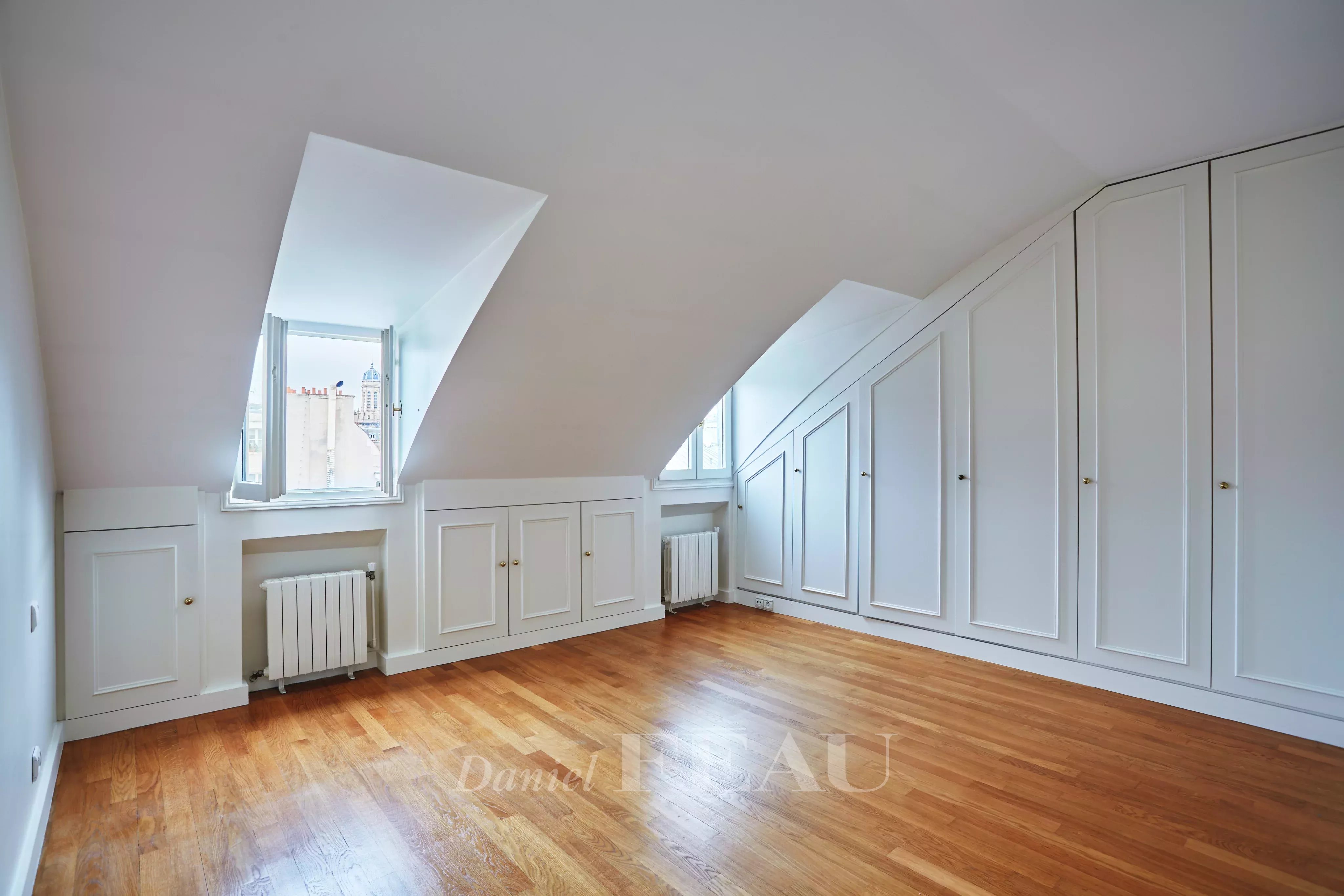 Rental Apartment Paris 8th