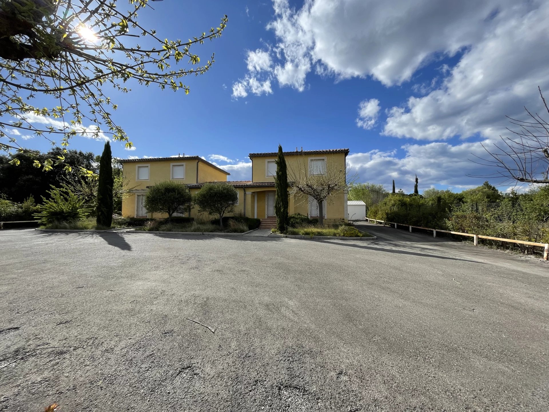 Location Bureau Bagard