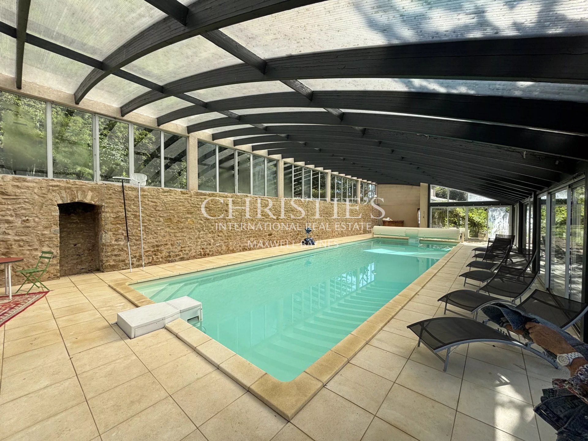 16 Bedroom Villa/Townhouse's Image 7