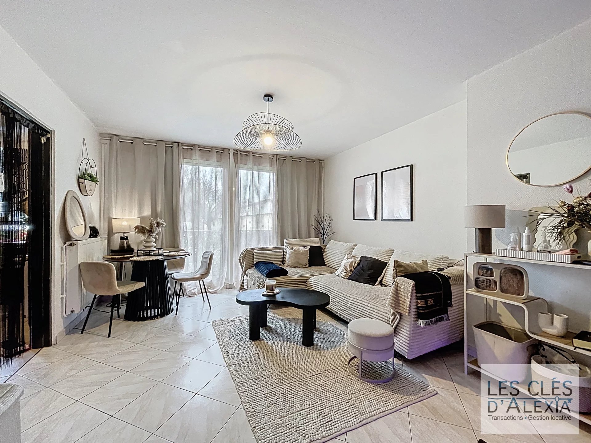 Agence immobilière de 