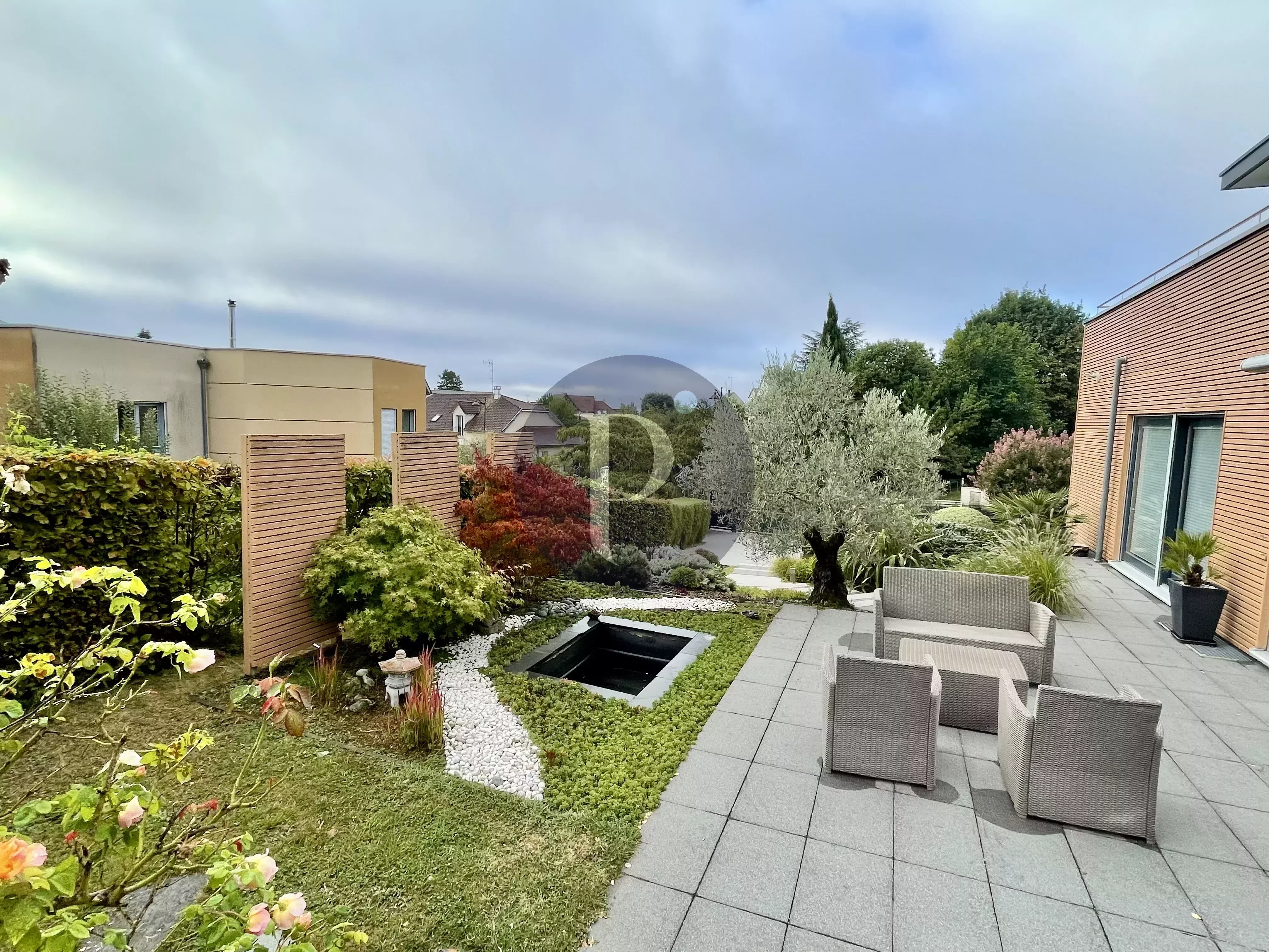 vente-maison-7-pieces-verrieres-le-buisson-86176337