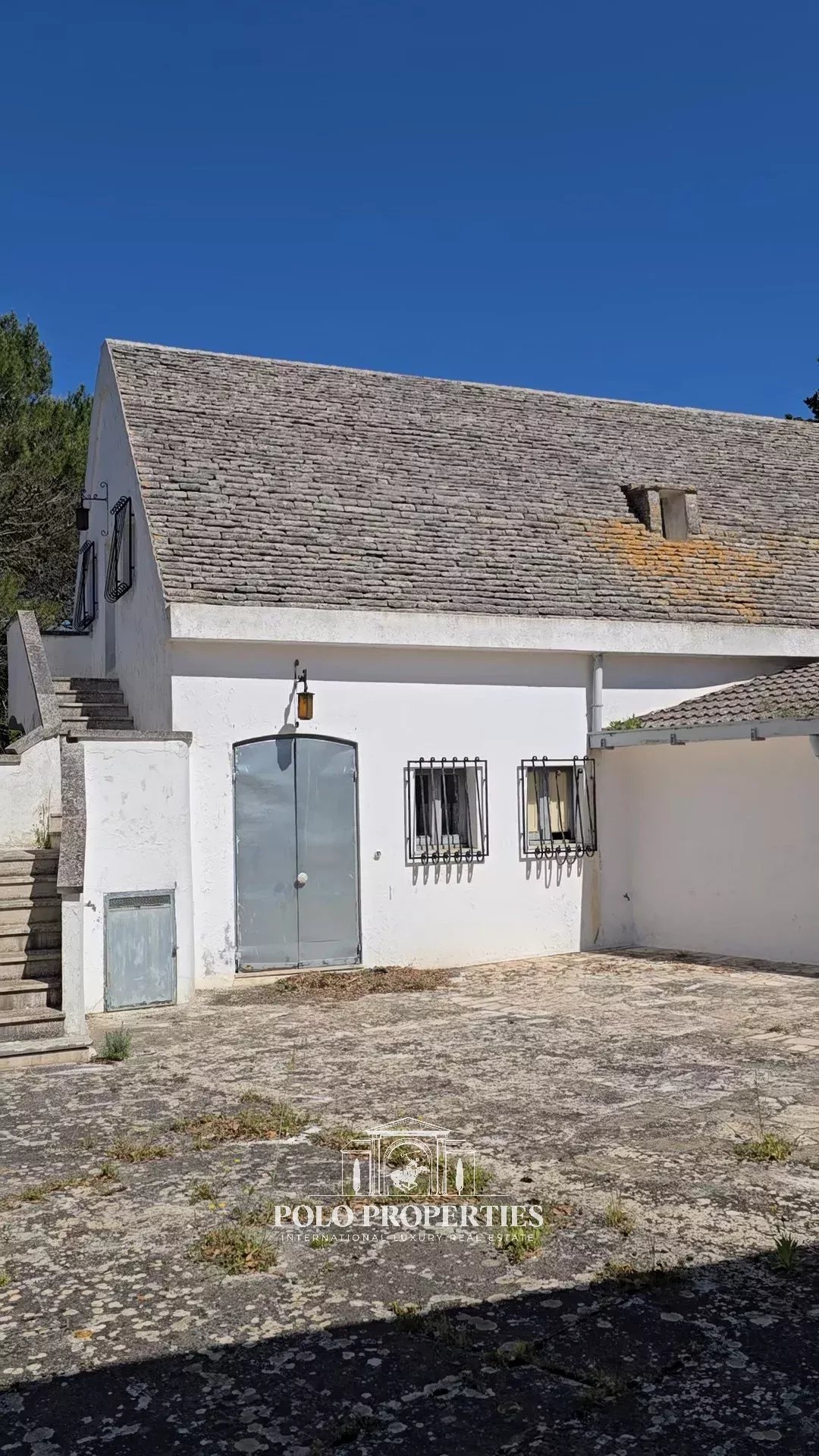 COMPLEXE DE TRULLI (A Restaurer)