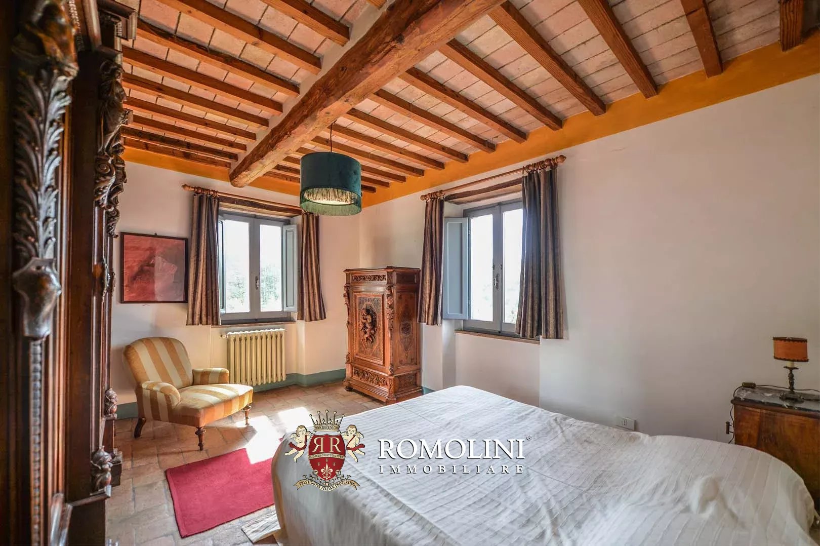 6 Bedroom Villa/Townhouse's Image 28
