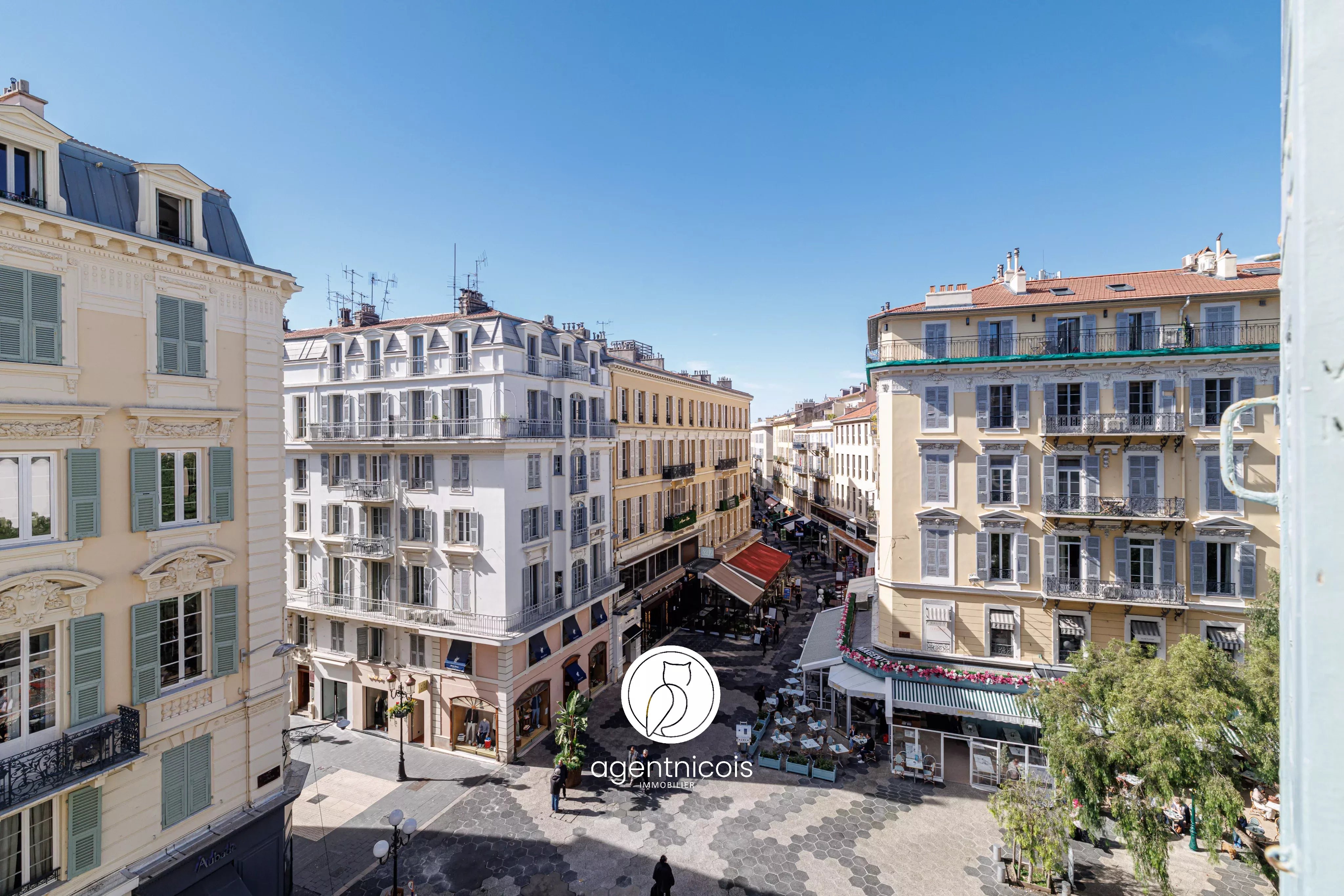 Agence immobilière de 