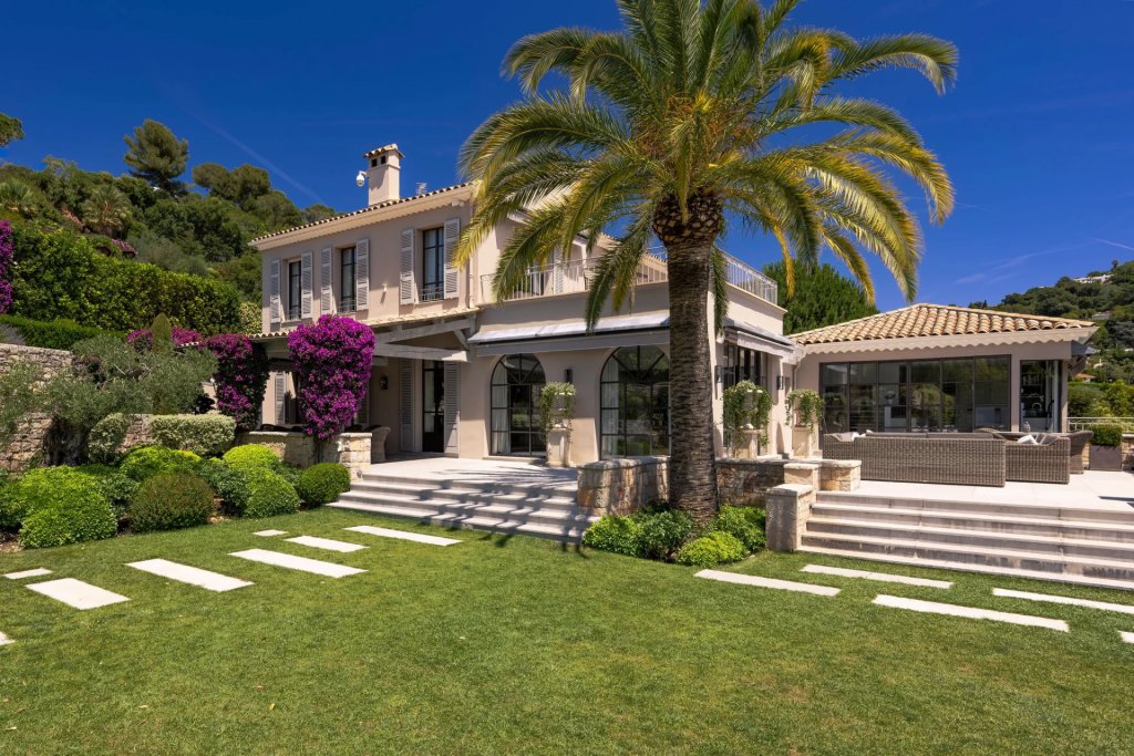 Villa for sale in Cannes — Exceptional classic villa — Cannes Californie, panoramic view