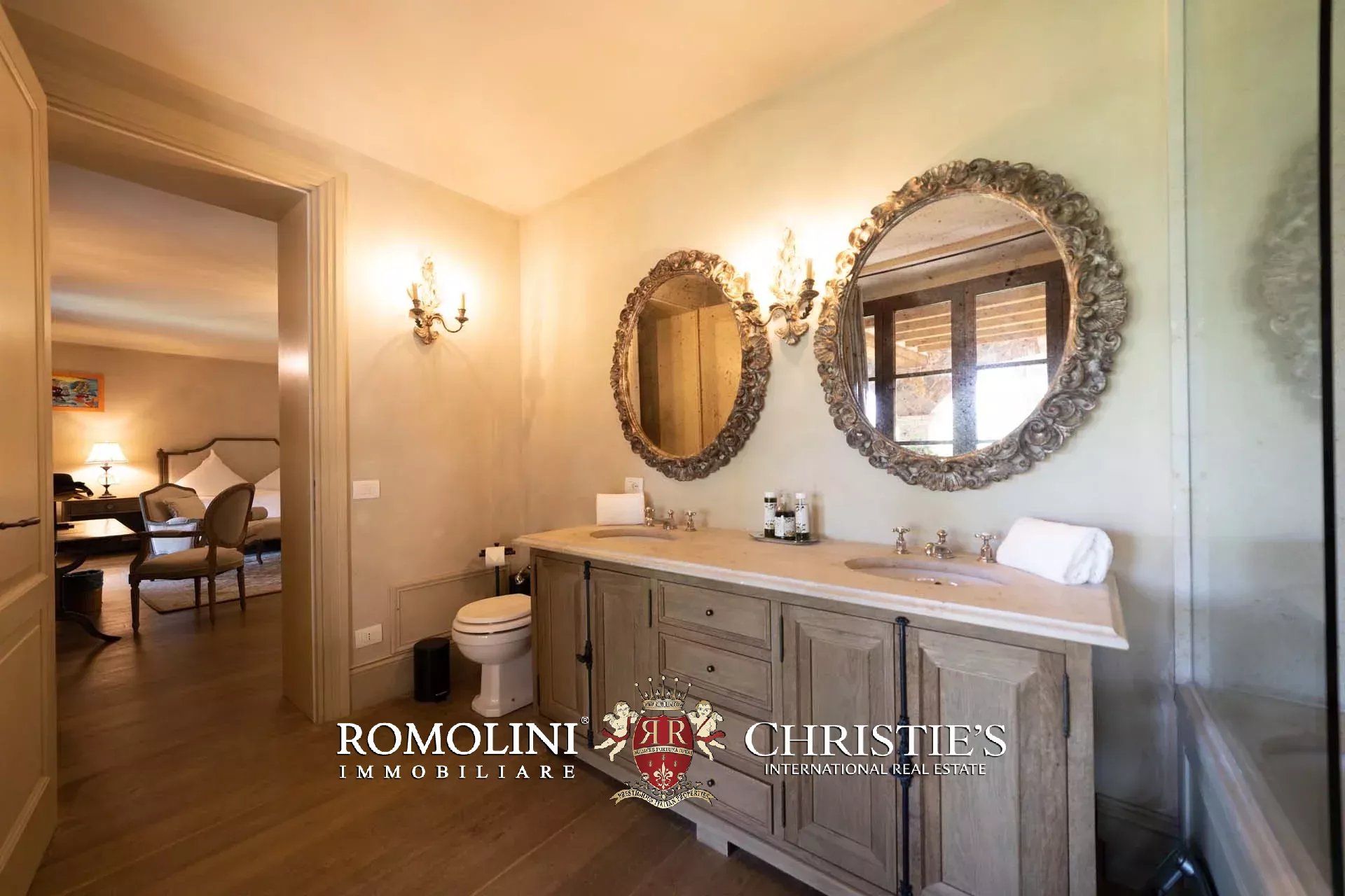 17 Bedroom Villa/Townhouse's Image 122