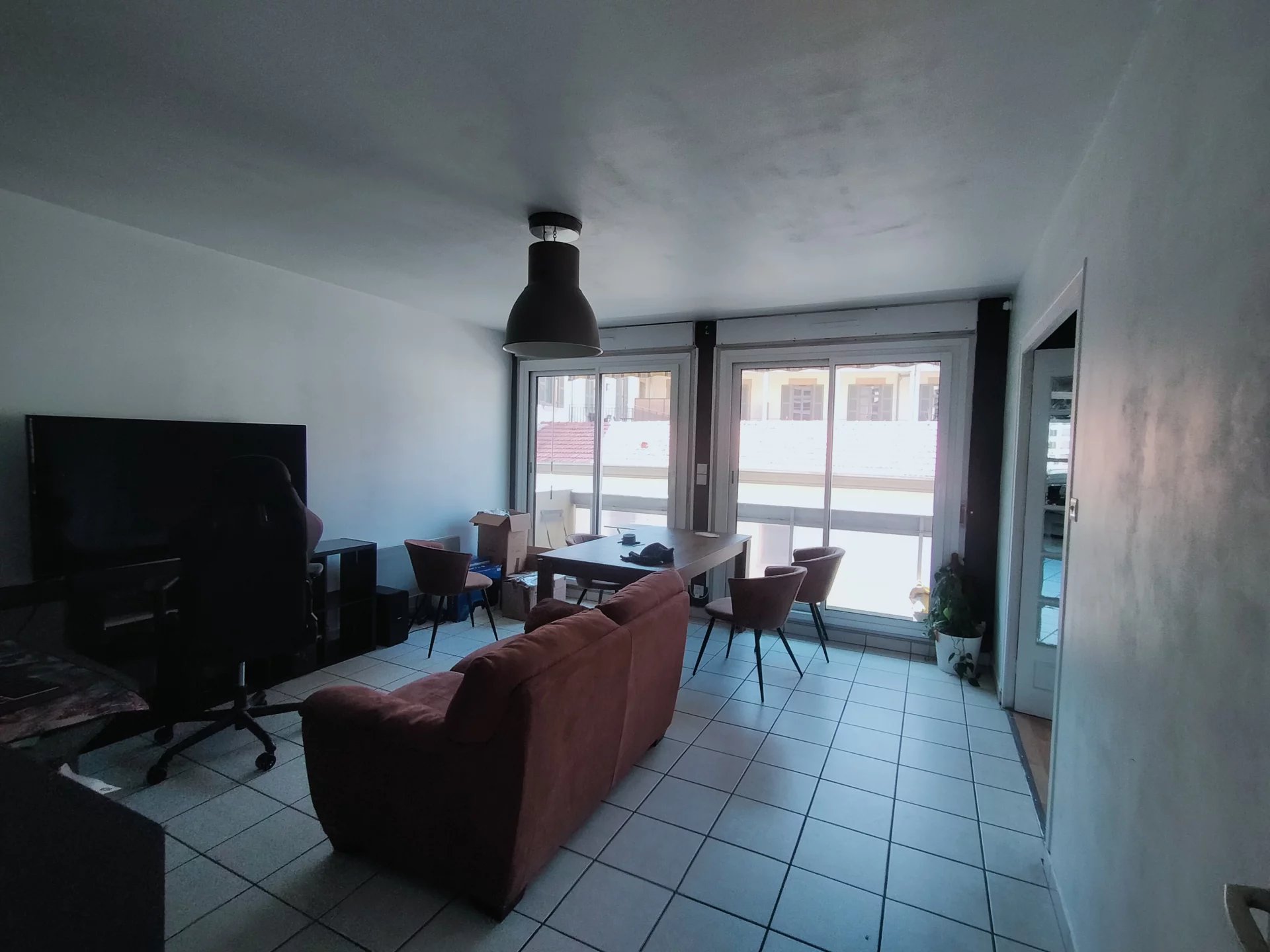 500811 Location Lyon 4ème
