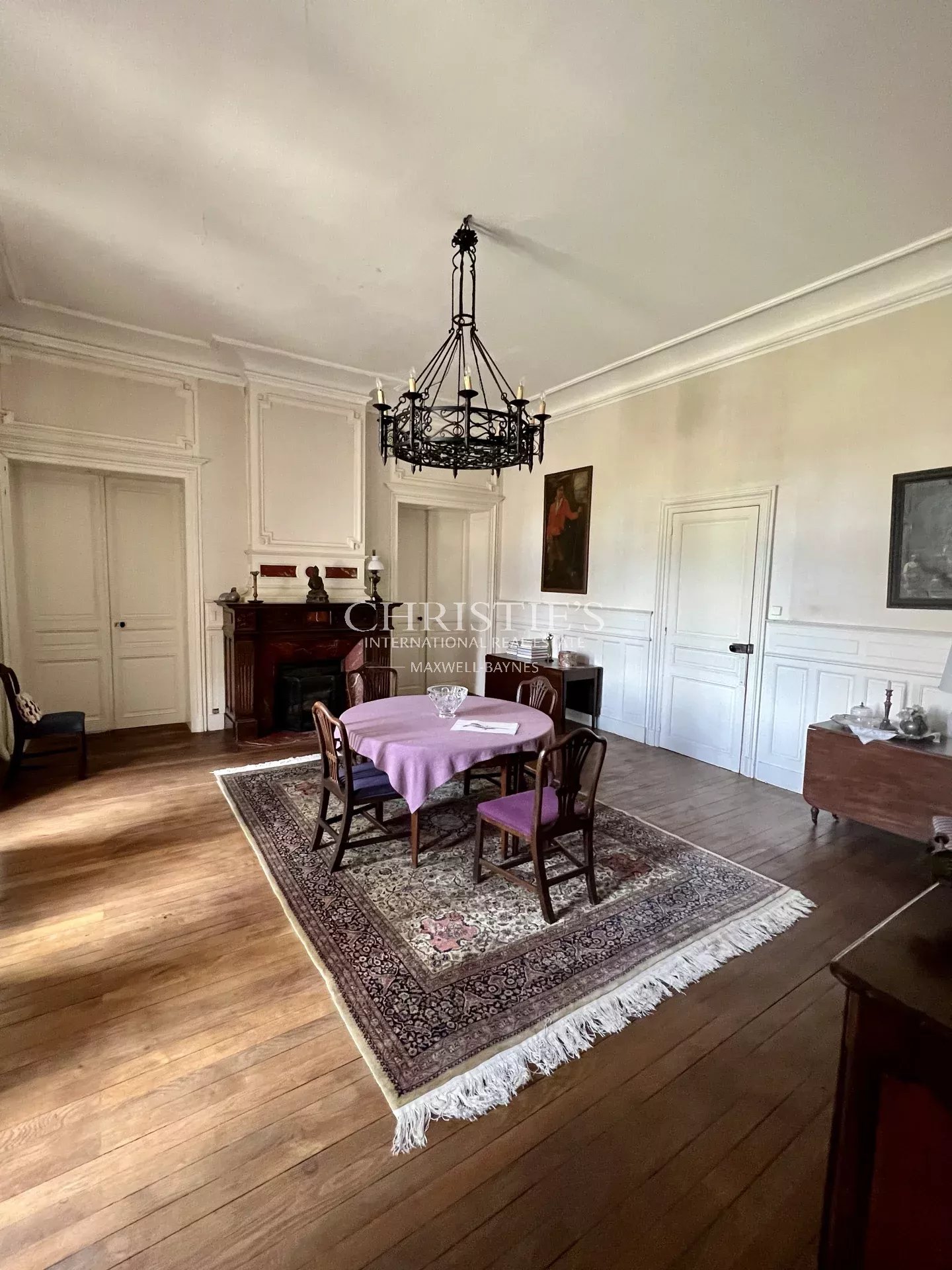 13 Bedroom Chateau's Image 3