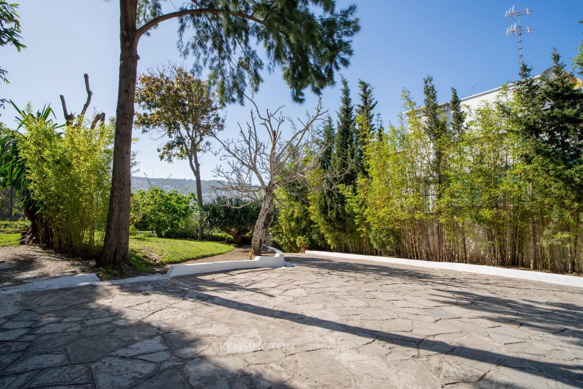 6 Bedroom Villa/Townhouse's Image 55