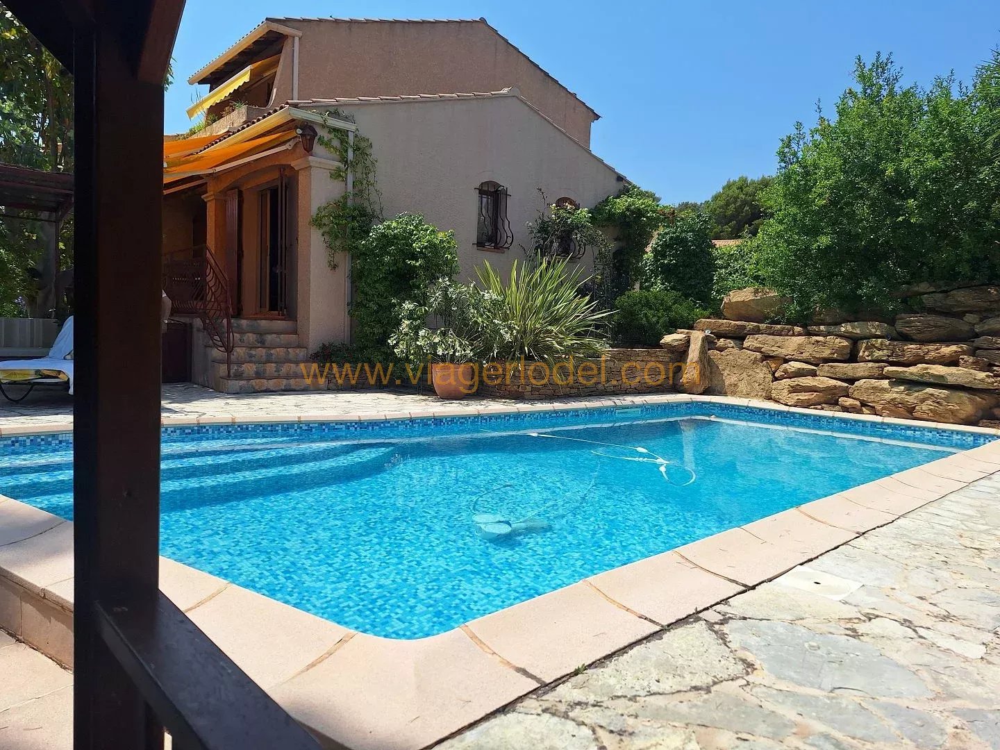 Ref. 10145 – LA CADIÈRE‑D’AZUR (83) – 5 YRS OCCUPIED TERM SALE