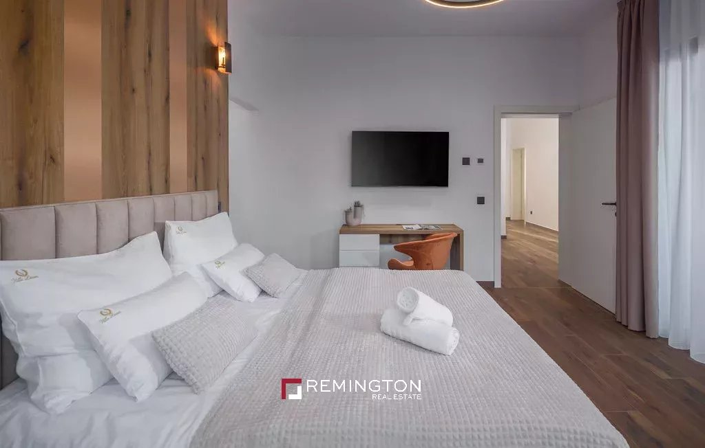 4 Bedroom Villa/Townhouse's Image 16