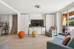 Four-room flat with terrace, parking space and storage room – Beaulieu-sur-Mer town centre — photo 3 of 7