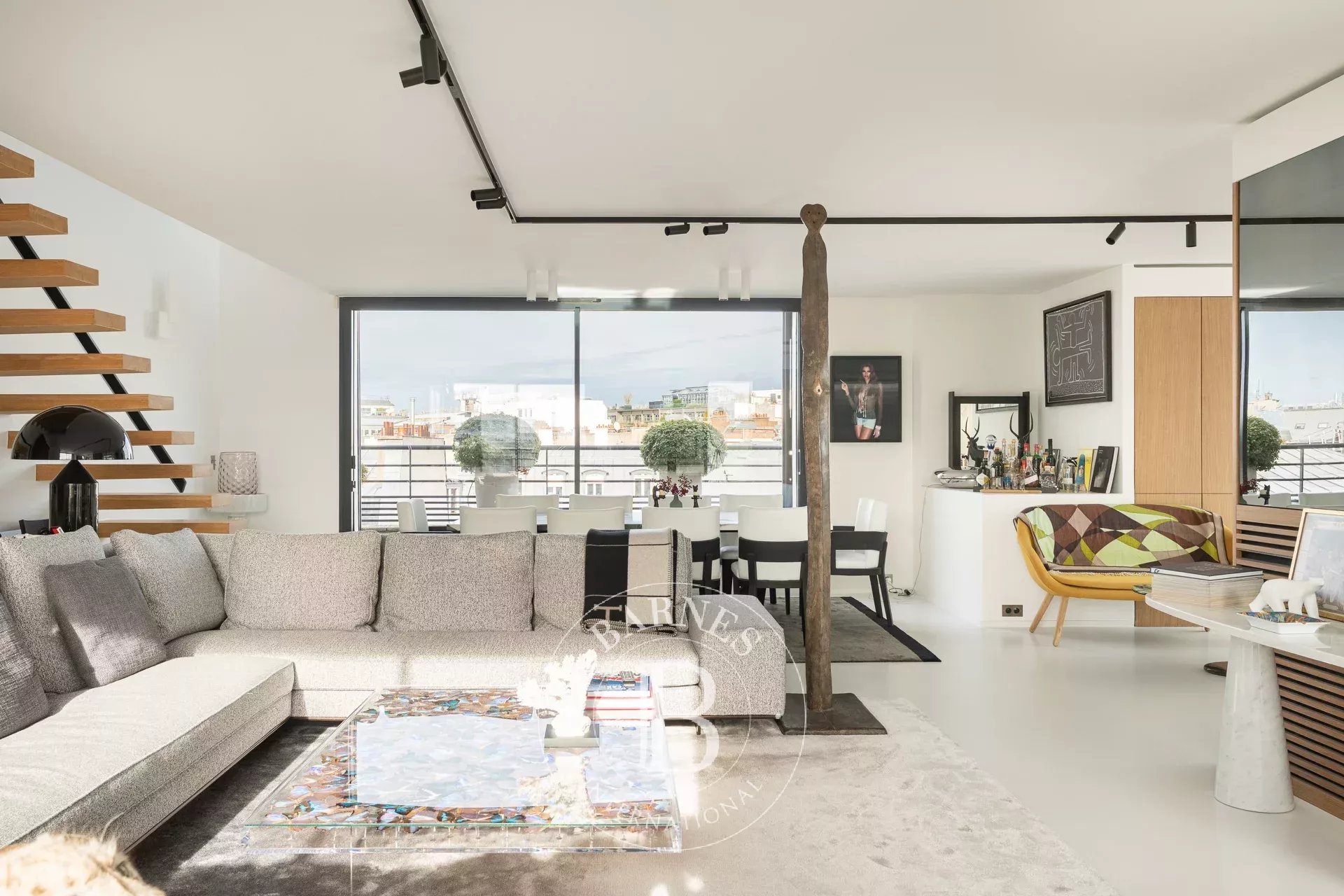 PARIS 8th - FAUBOURG SAINT-HONORE - EXCLUSIVITY - SPLENDID DUPLEX WITH TERRACES AND PANORAMIC VIEWS OF PARIS