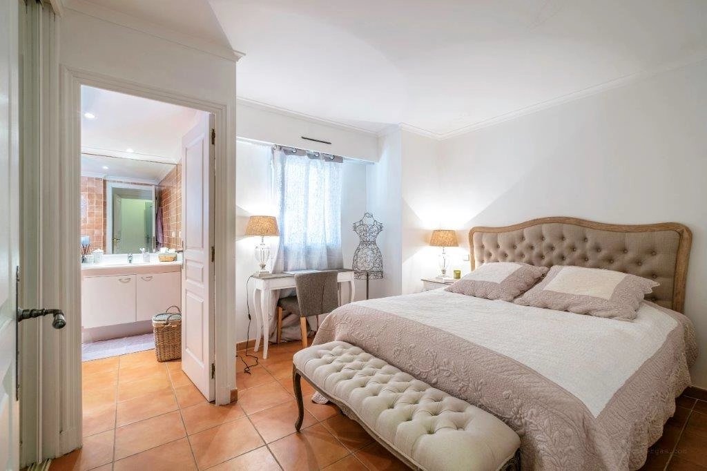 Апартаменты с садом