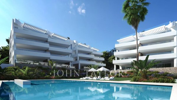 4-Bedroom Apartment in Cala Llenya — photo 2