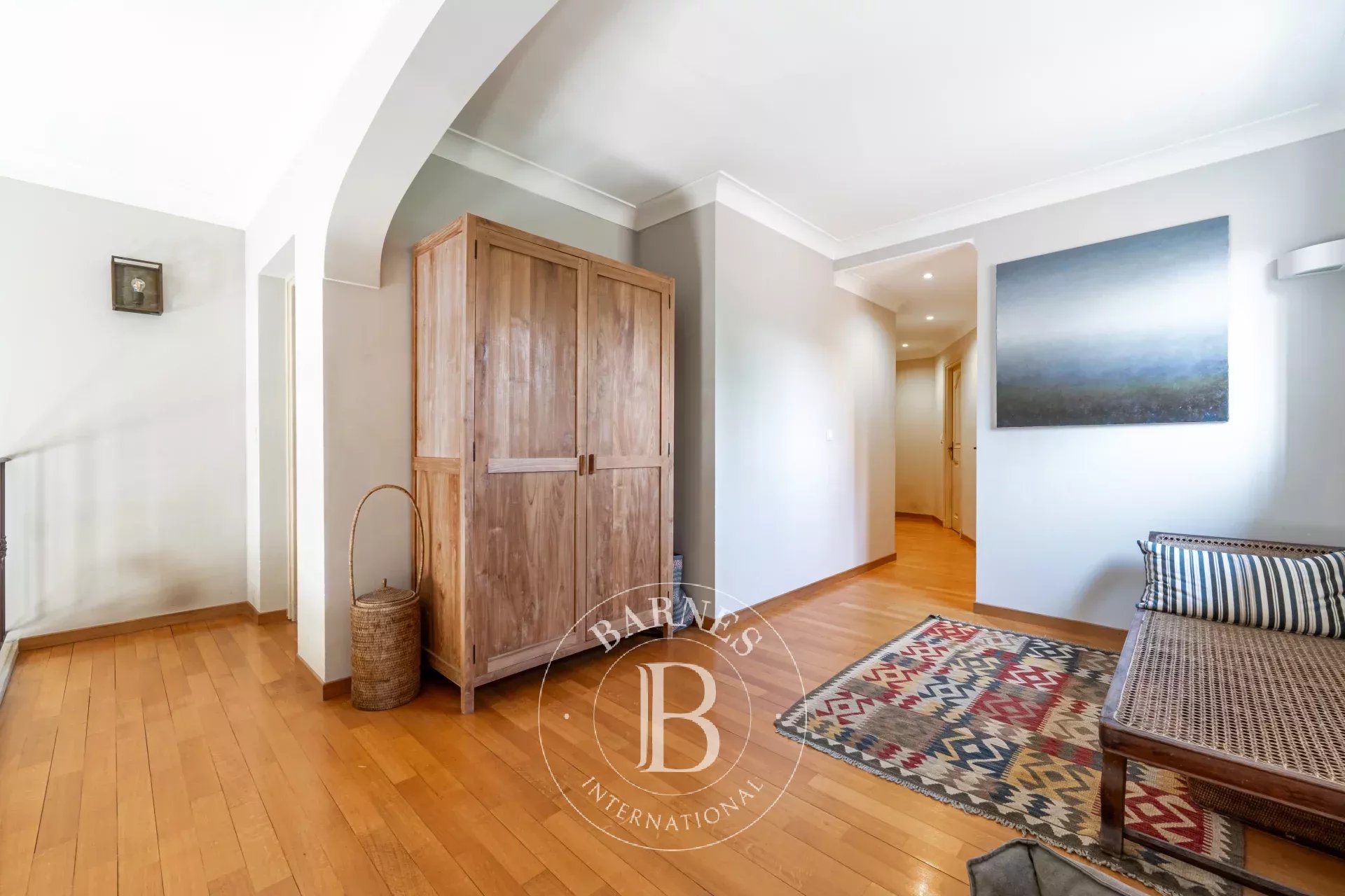 AIX-EN-PROVENCE – BASTIDE 3,767 SQ FT – 75,347 SQ FT GROUNDS – SALT POOL – INDEPENDENT APARTMENT - picture 14