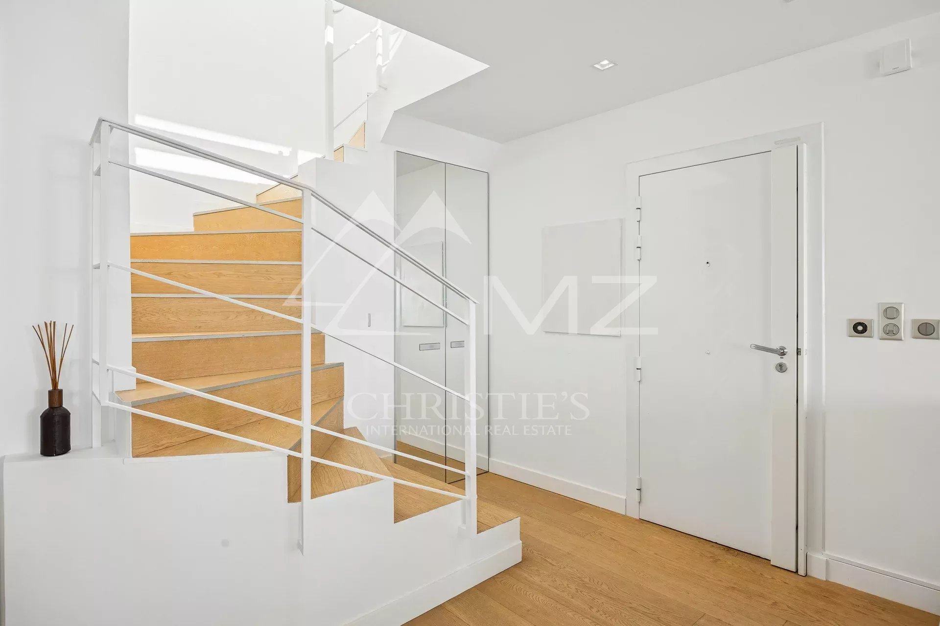 Apartment/Flat's Image 16