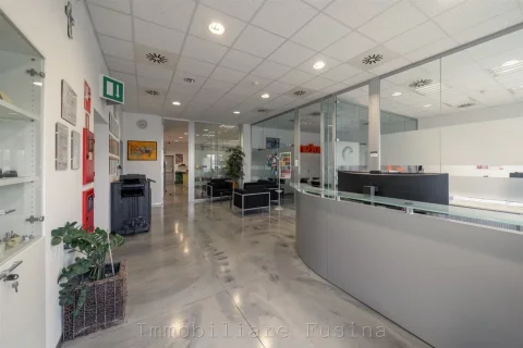 Magazzino---Capannone-in-vendita---Appiano-Sulla-Strada-Del-Vino-3