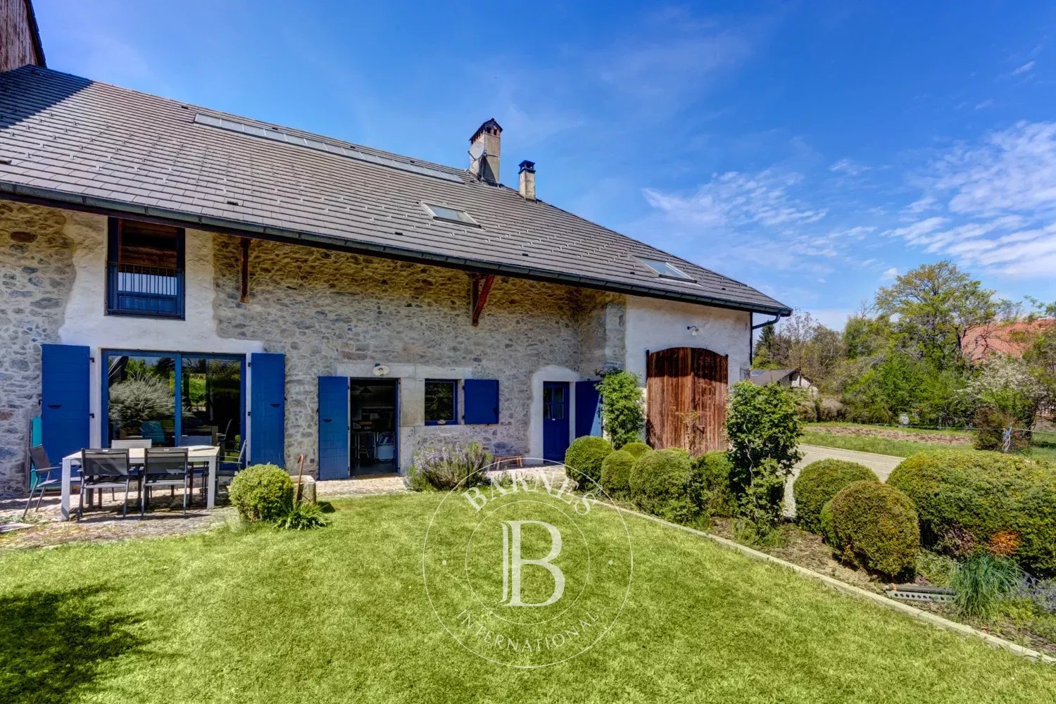 Maison Cuvat  -  ref 86507276 (picture 1)