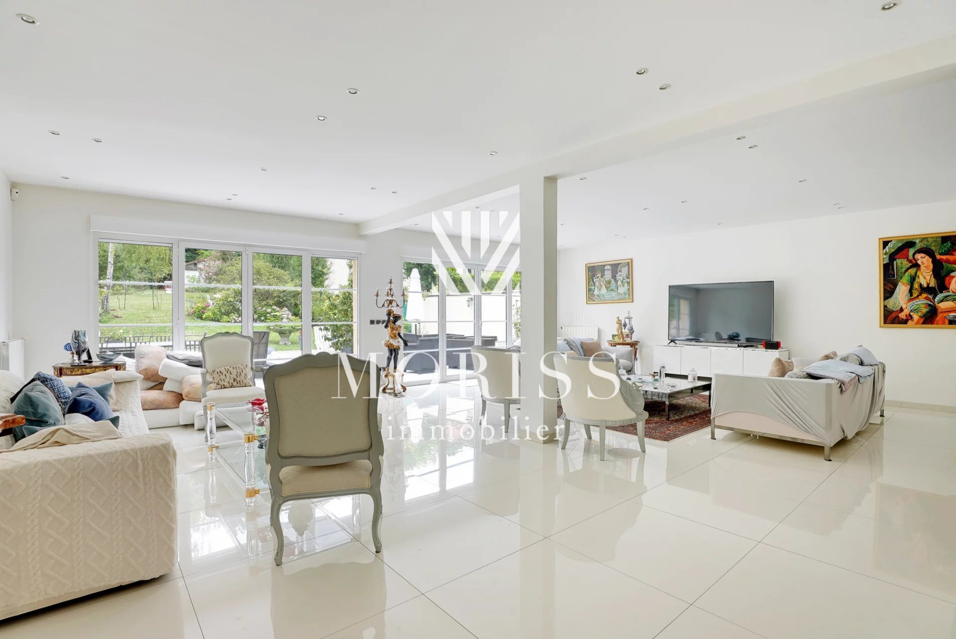 MAISON D'EXCEPTION - 1 100m2 DE JARDIN - RUEIL-MALMAISON / CHATA - Image Array