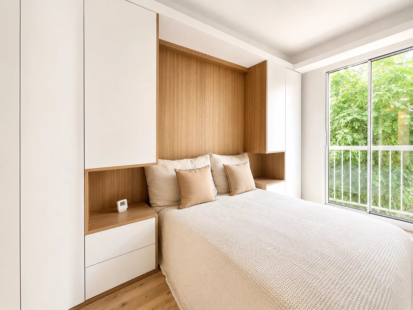  Image of Apartment - 2 Bedrooms for Sale in Alpes-Maritimes-Cannes-France, Image 6