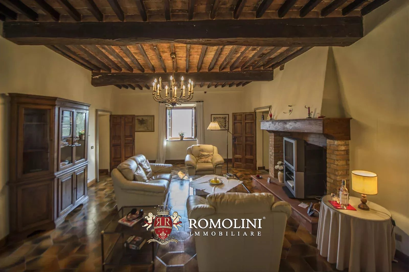 20 Bedroom Vineyard's Image 46