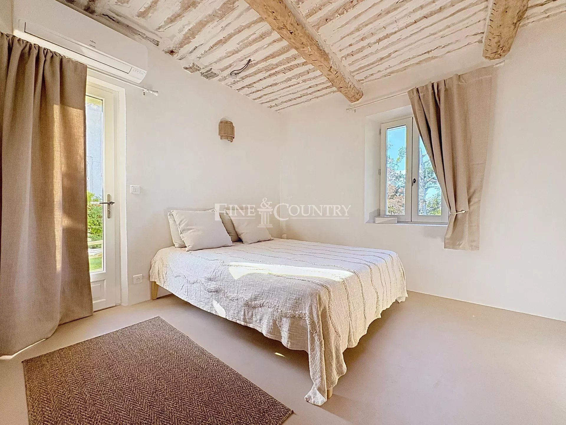 Photo of Stone Mas for sale in Fayence with panoramic views