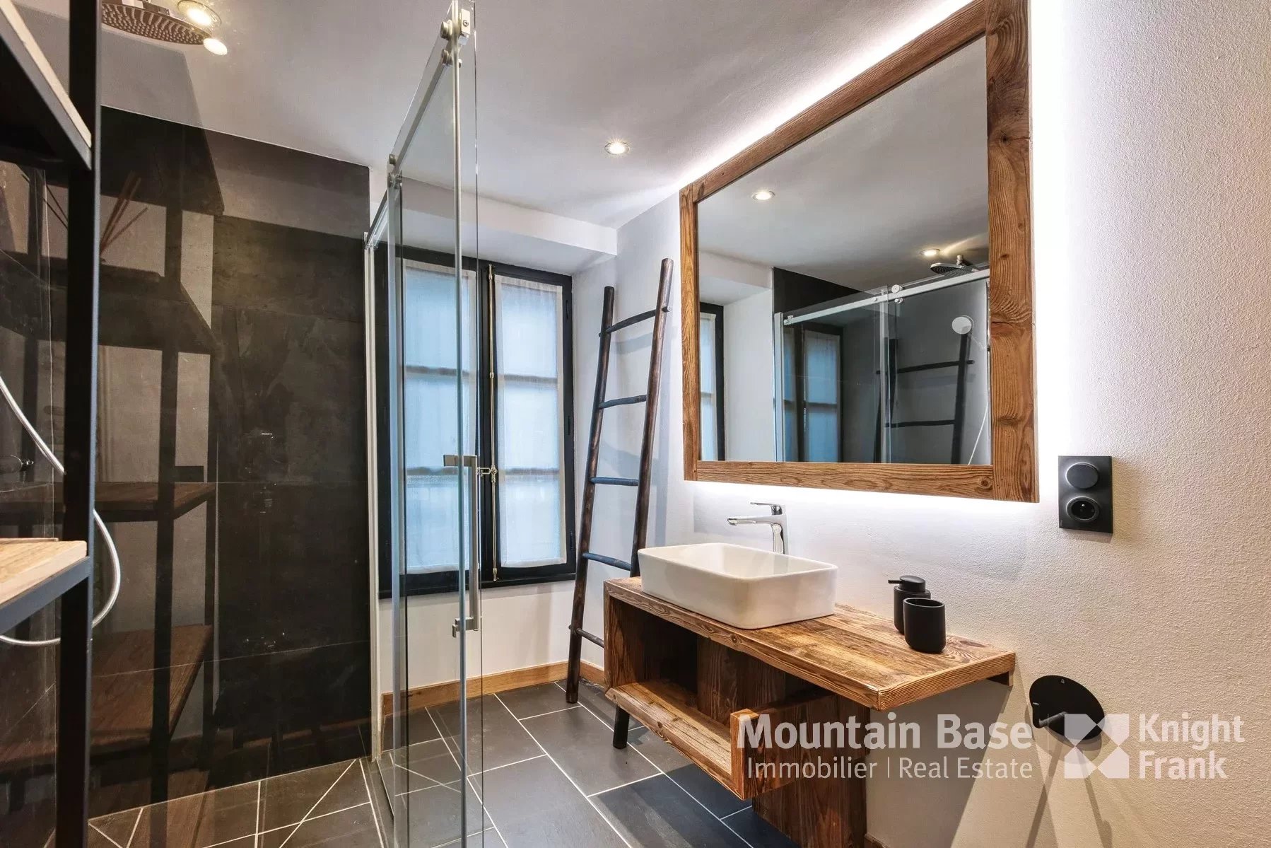 Photo of A fully renovated 8 bedroom townhouse in the traditional village of Argentière