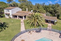 Valbonne lovely Provençal villa in closed domain, near village — photo 4 of 7