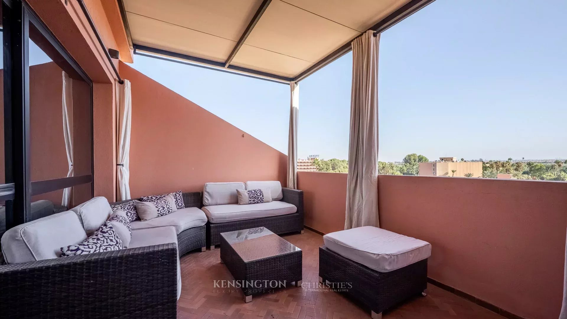 3 Bedroom Apartment/Flat's Image 4