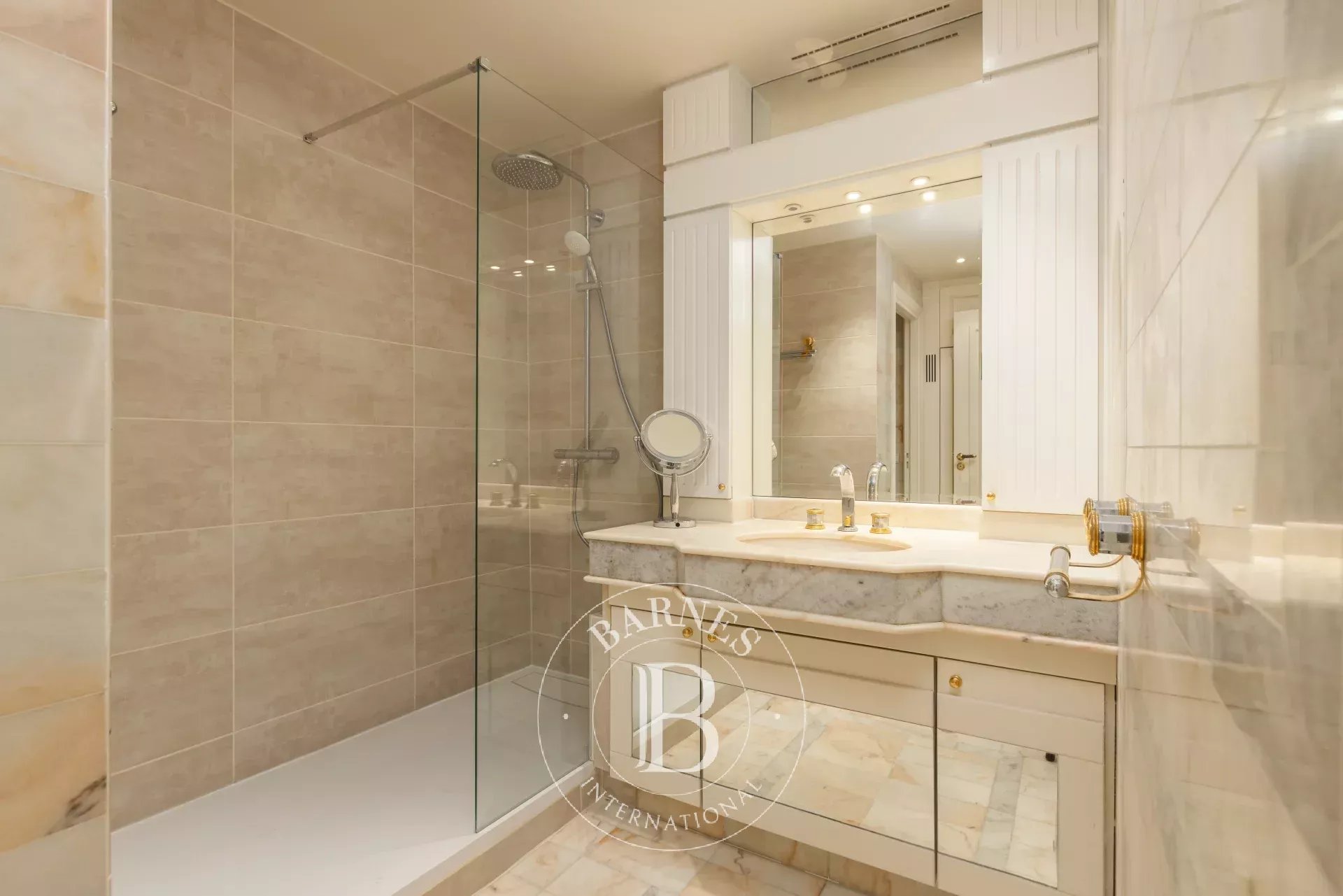 Neuilly-sur-Seine  - Appartement 6 Pi&egrave;ces 3 Chambres - picture 19