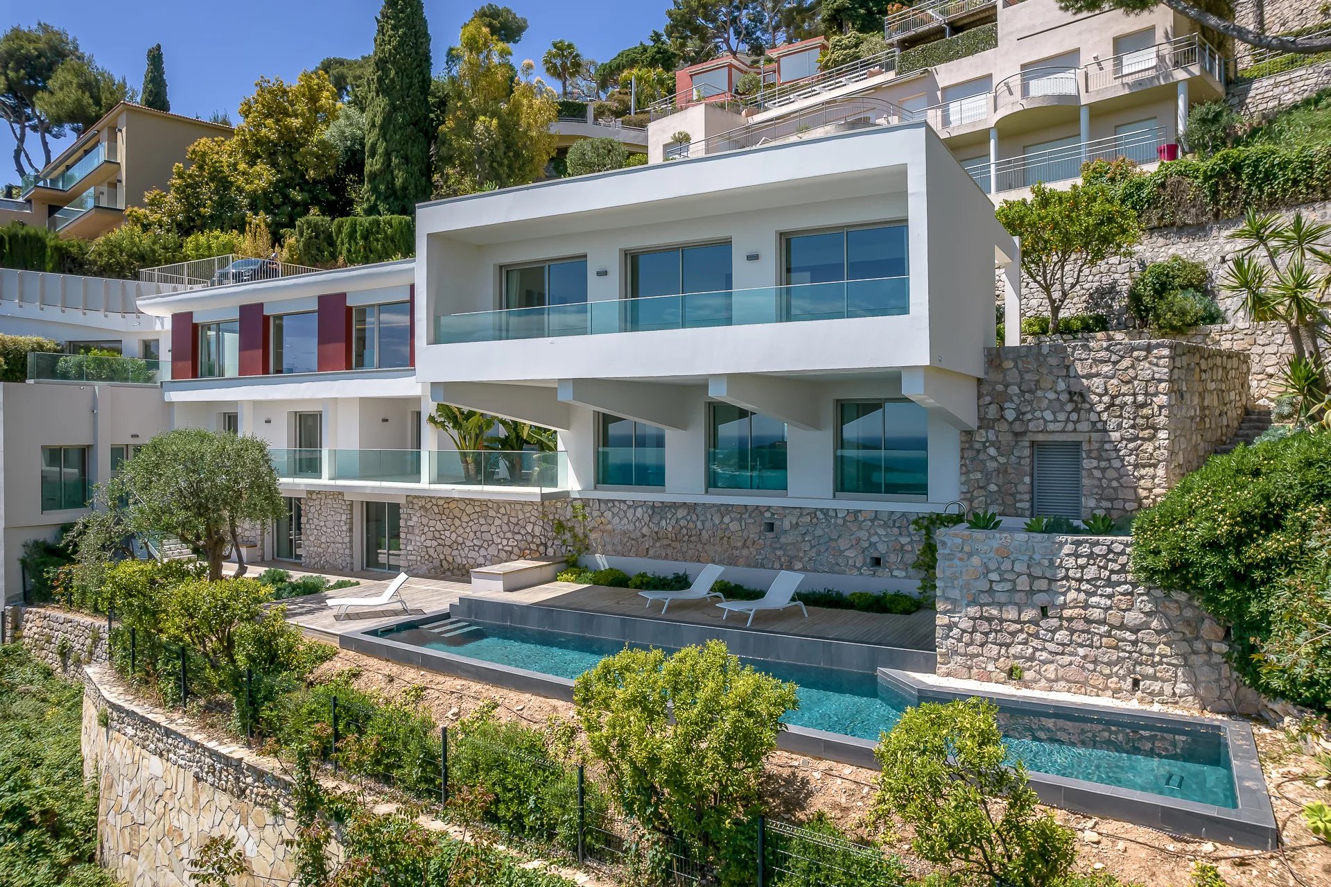 Villefranche sur mer - Luxury contemporary villa with overlooking view over the bay