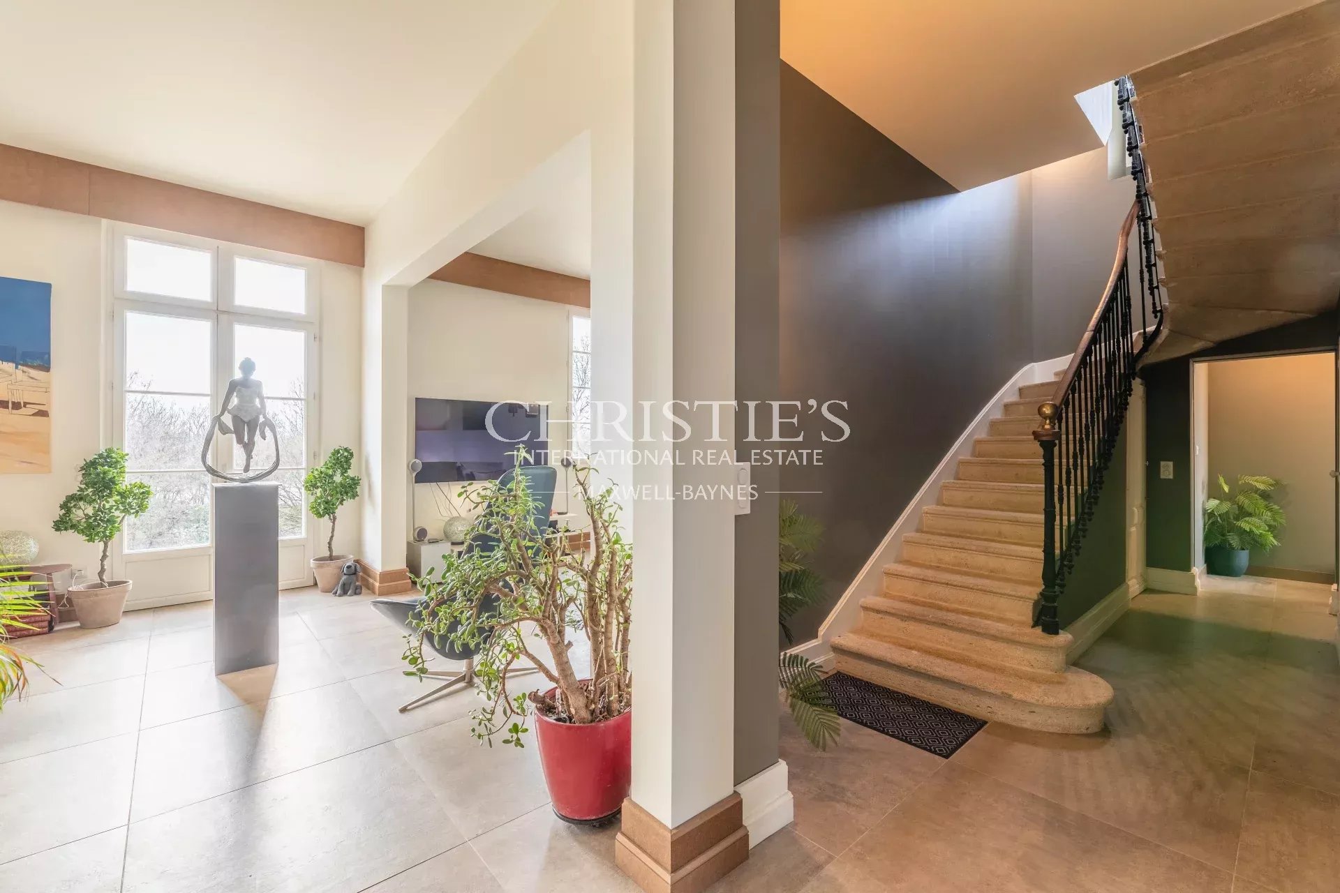5 Bedroom Chateau's Image 6
