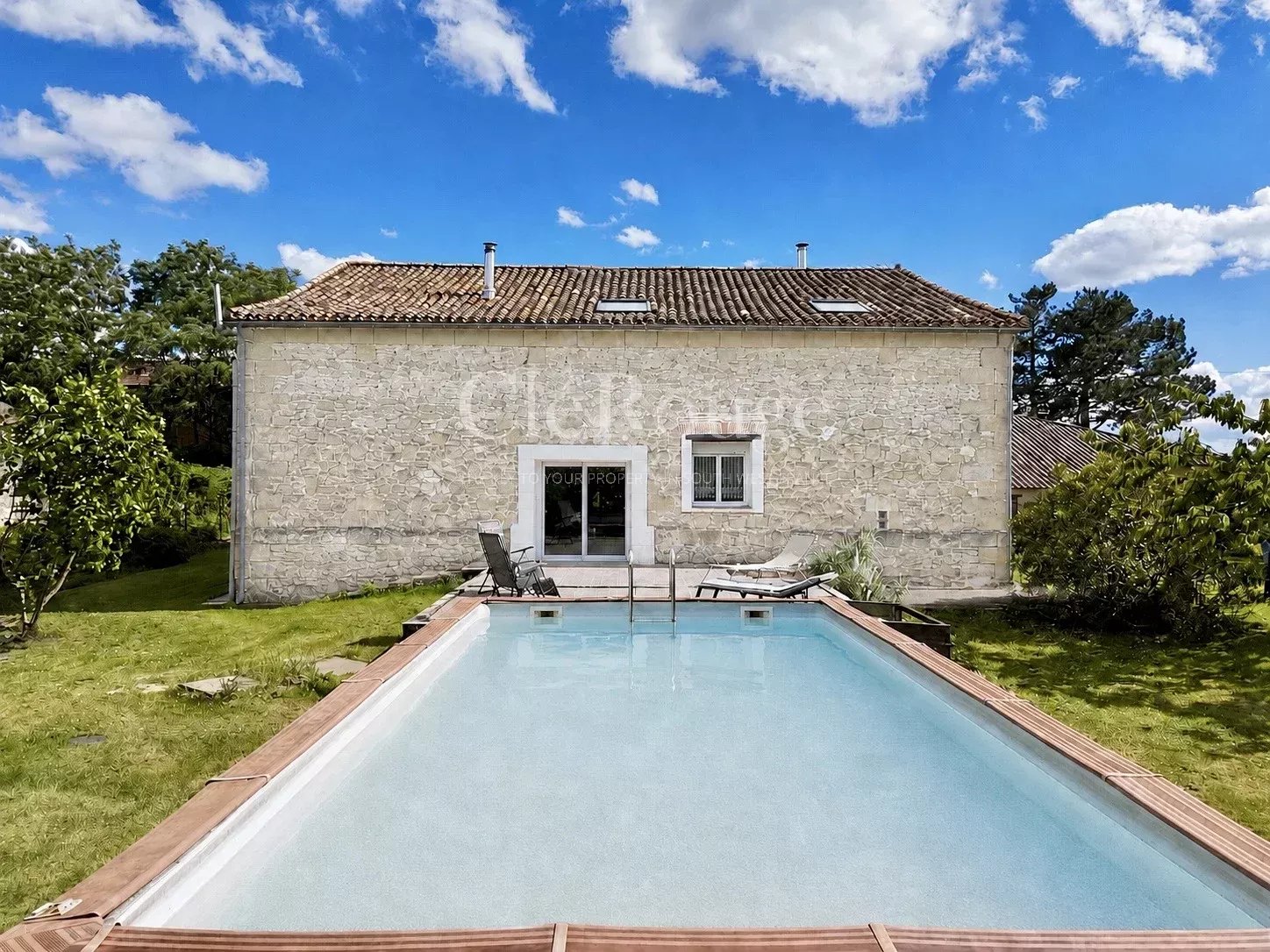 Close to Eymet - Charming 5 bedroom stone property