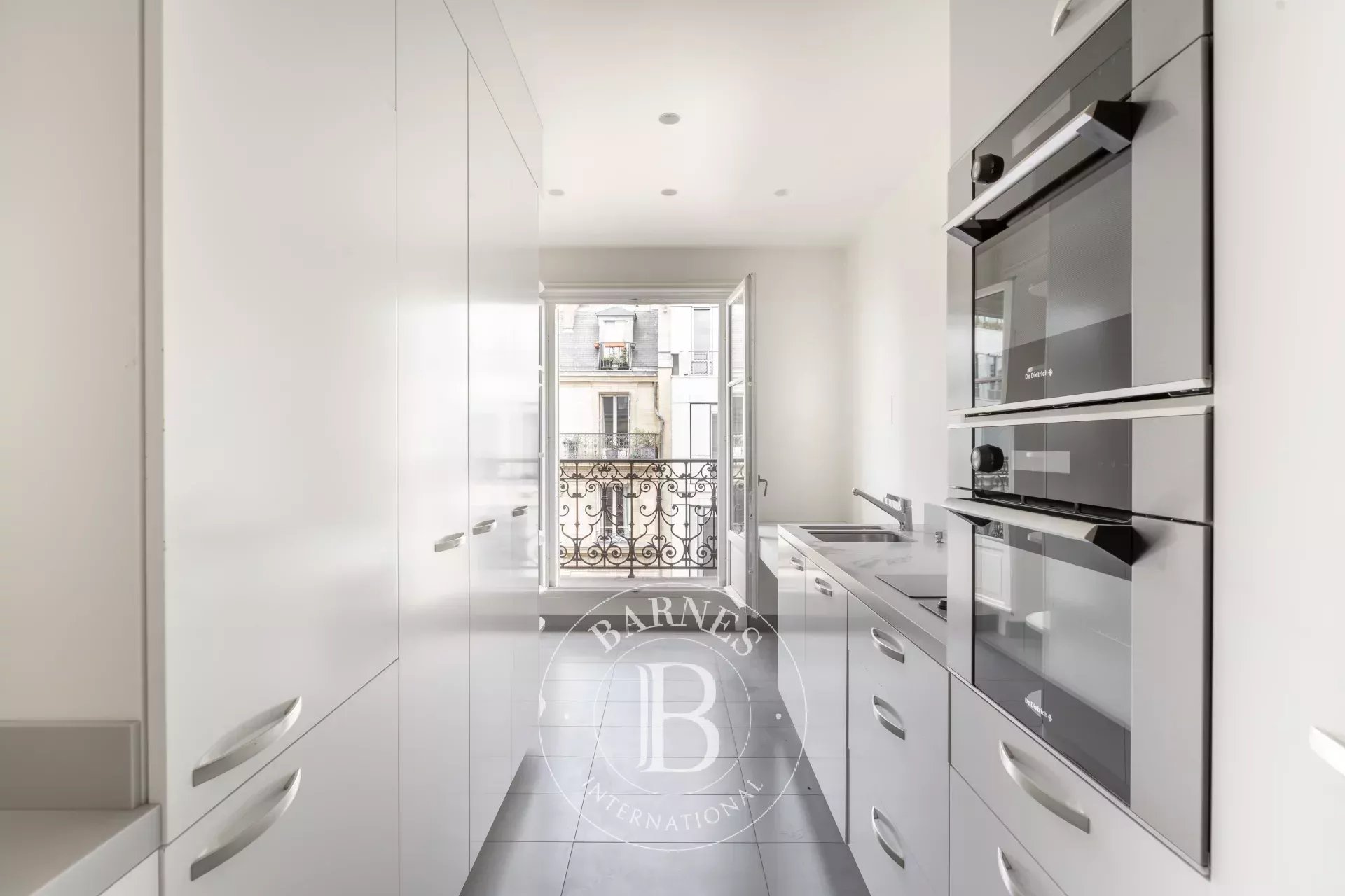 Daire Paris 17ème - picture 8