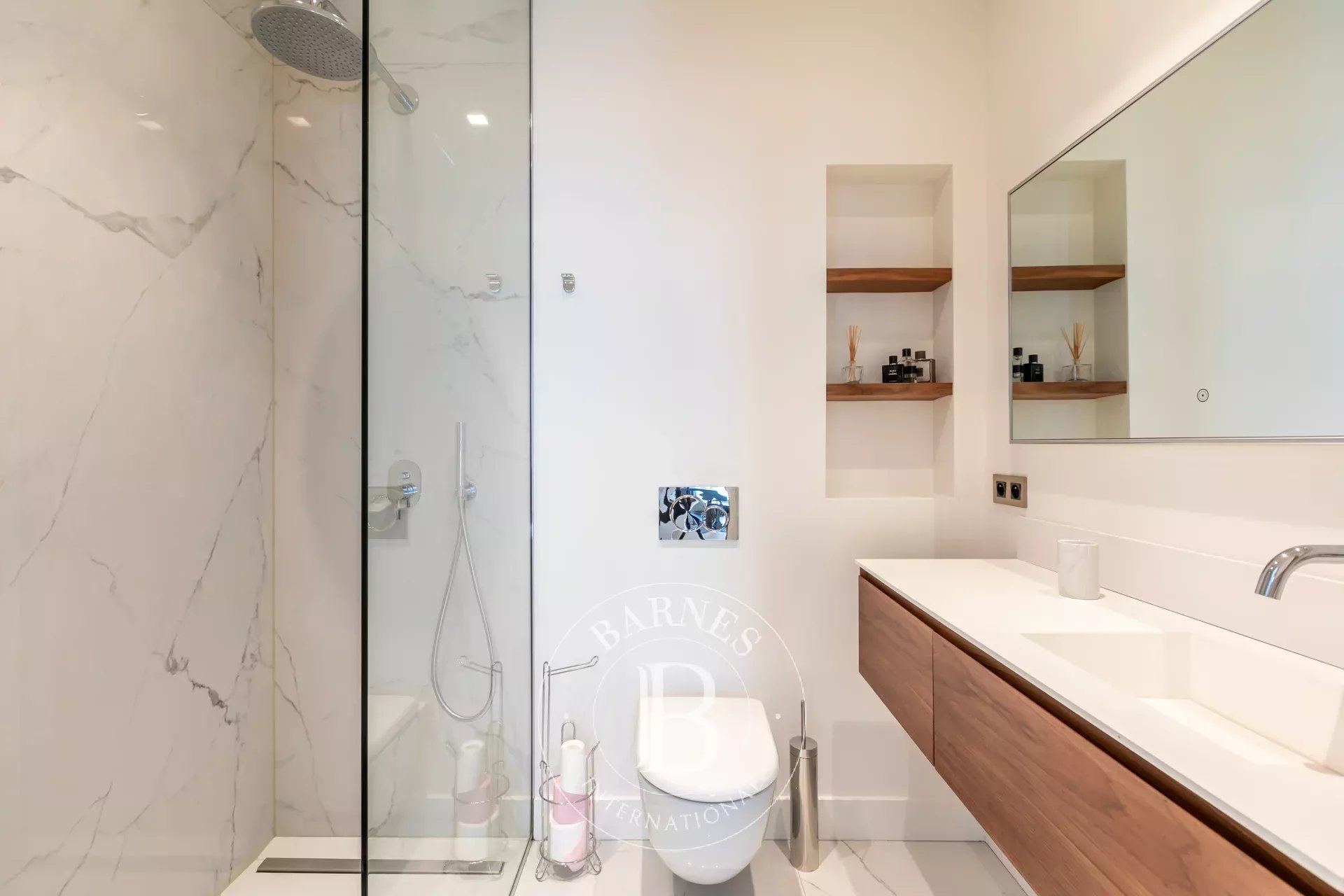 Daire Paris 8ème - picture 14