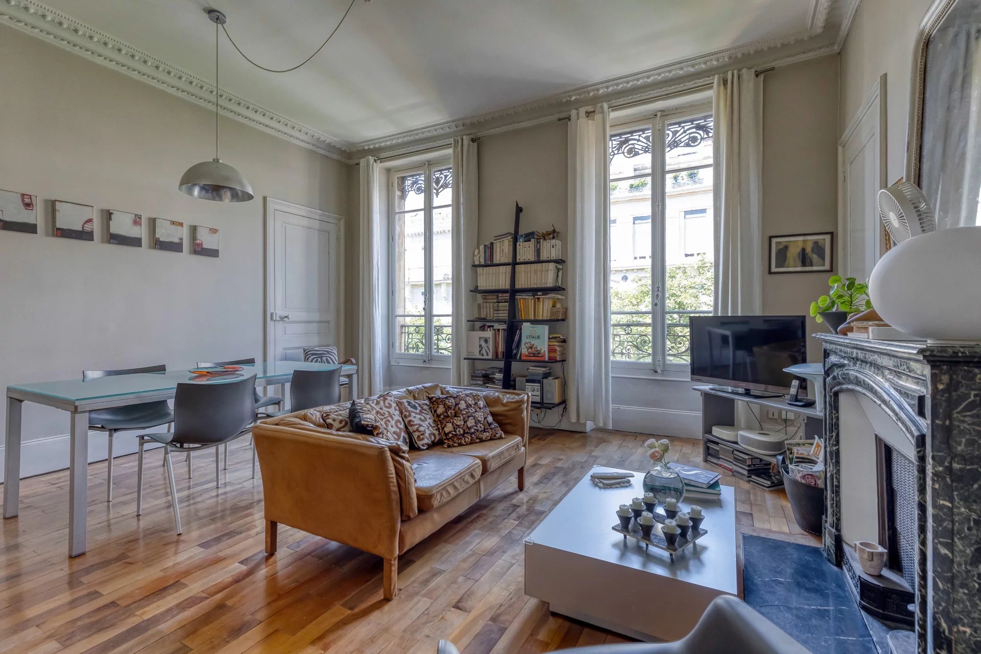 Agence immobilière de 